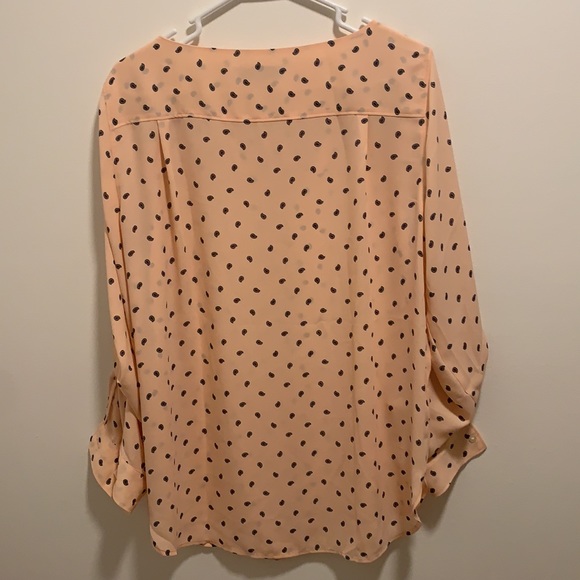 NWT- Ann Taylor Loft, long sleeve blouse with button sleeve. - Picture 2 of 4
